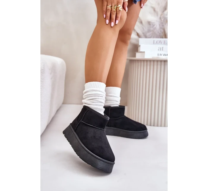 Nízké dámské sněhule na platformě zateplené kožíškem černé Saldren Nízké dámské sněhule na platformě zateplené kožíškem černé Saldren