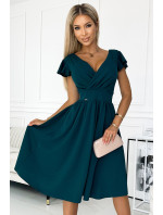 MATILDE - Dámské šaty v lahvově zelené barvě s výstřihem a krátkými rukávy 425-1