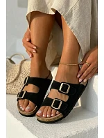 Semišové pantofle na korkové podrážce s přezkami Černé model 22120832 - Boto