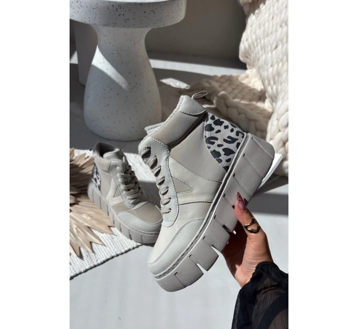 Dámské kotníkové boty na platformě z pravé kůže Vinceza – béžové