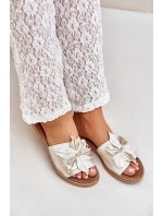 Pantofle S Dekorací Přírodní Kůže Zazoo 3667 Zlatý Opraný Pantofle S Dekorací Přírodní Kůže Zazoo 3667 Zlatý Opraný