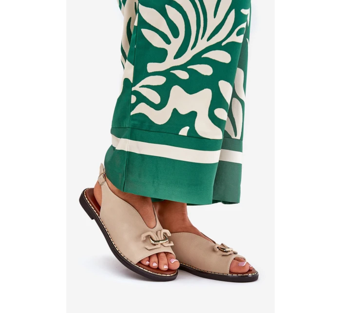 Sandály Na Ploché Podpatky S Dekorací Eko Kůže Béžové model 21685875 - Boto Sandály Na Ploché Podpatky S Dekorací Eko Kůže Béžové model 21685875 - Boto