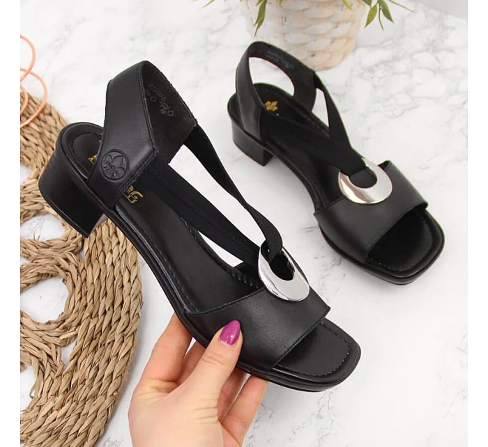 Dámské kožené sandály s pásky černé model 22050364 - Rieker Dámské kožené sandály s pásky černé model 22050364 - Rieker