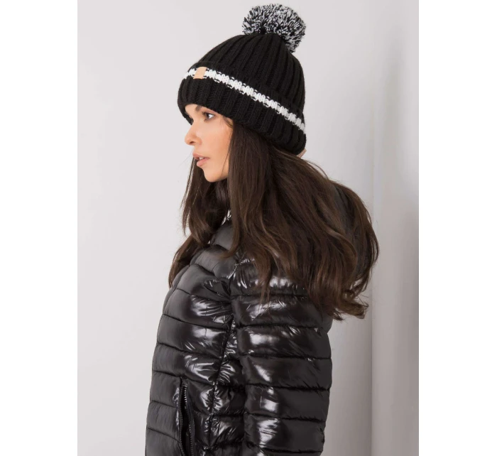 Dámská čepice.92 černá