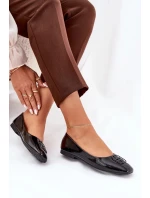 Dámské lakované elegantní baleríny s ozdobným detailem Vinceza – černé