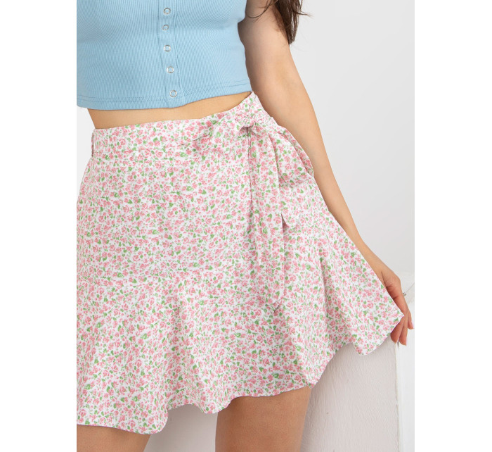 Bílé a růžové krátké sukně šortky s květinami