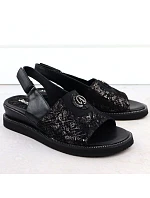 Dámské sandály s gumou černé model 22051713 - JEZZI Dámské sandály s gumou černé model 22051713 - JEZZI