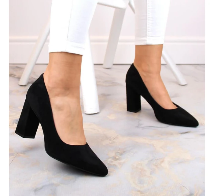 Dámské černé semišové lodičky na jehlovém podpatku W  model 21777510 - SERGIO LEONE