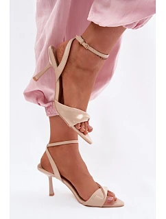 Sandály na podpatku model 226517 Step in style