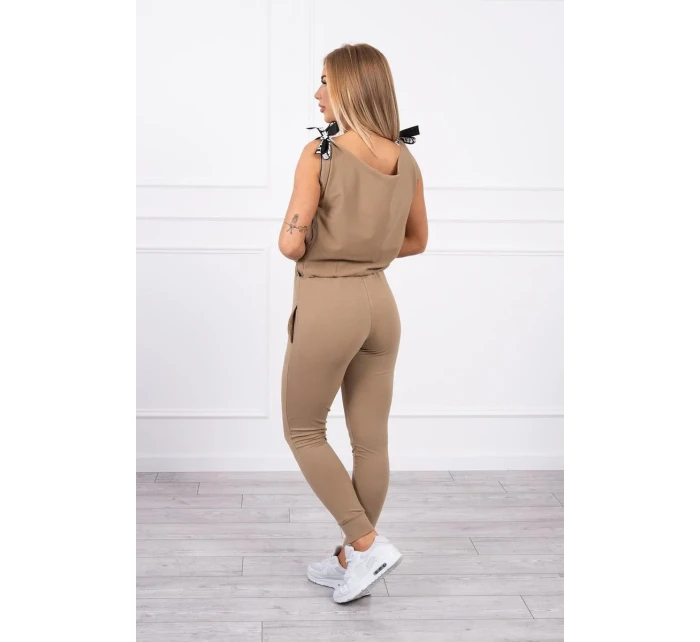 Kalhoty/oblek s nápisem selfie camel