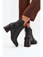 Dámské kožené kotníkové boty na podpatku vyhřívané černé model 21711915 - Boto