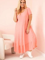 Dámské šaty plus size s krátkým rukávem a volánem z lehké viskózy růžová