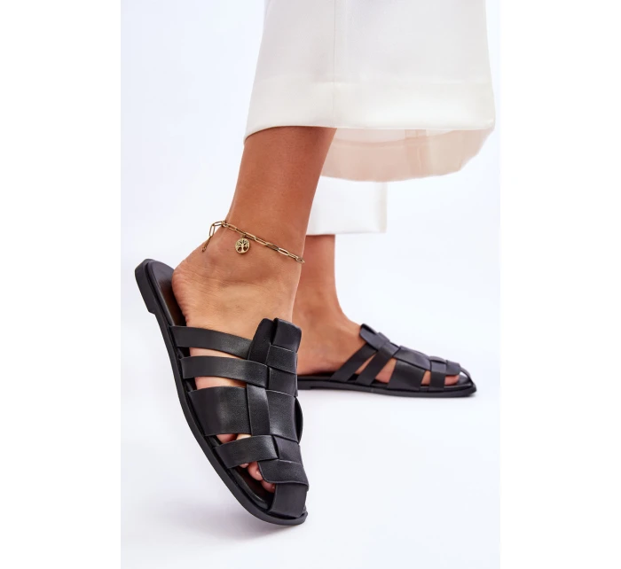 Dámské pruhované pantofle Černá model 21622411 - Boto Dámské pruhované pantofle Černá model 21622411 - Boto