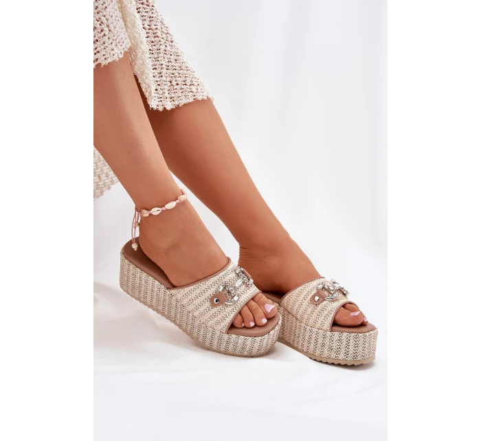 Dámské Pantofle Na Klínu S A Dekorací Béžové model 21698893 - Boto