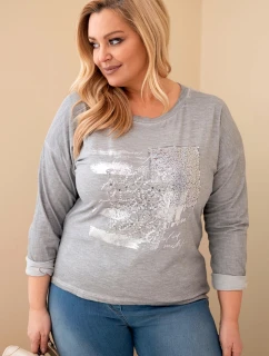 Dámská blůza Plus Size s potiskem a delším zadním dílem šedá