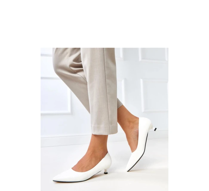 Lodičky na podpatku model 218166 Solea Lodičky na podpatku model 218166 Solea