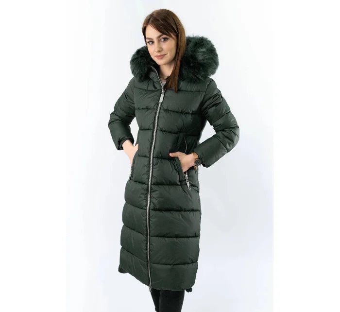 Dlouhá dámská zimní bunda v lahvově zelené barvě s kapucí model 21248699 - Libland