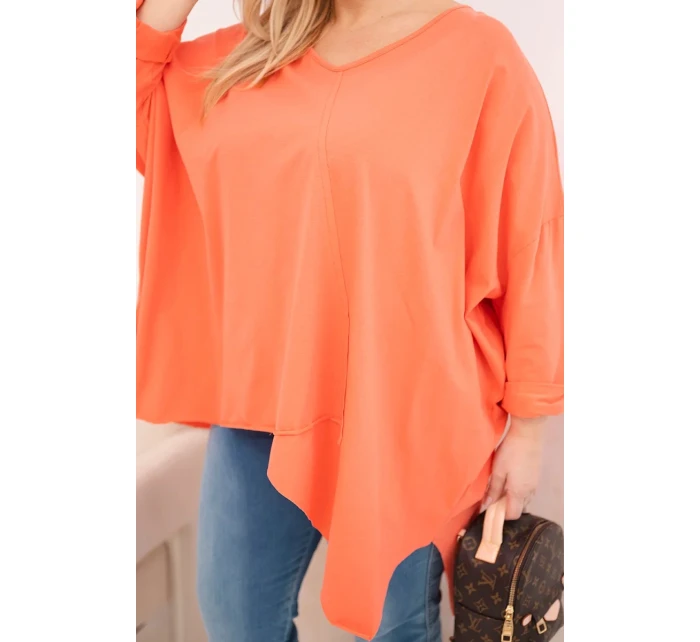 Dámská bavlněná blůza Plus Size s asymetrickým spodním lemem a V výstřihem meruňková