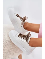 Dámské tenisky na masivní platformě s ozdobným šněrováním bílé model 21689278 - Boto