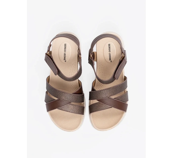 Výborné  sandály hnědé dámské platforma