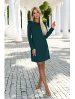 Elegantní trapézové šaty s volánky na ramenou lahvově zelené model 21290299 - numoco