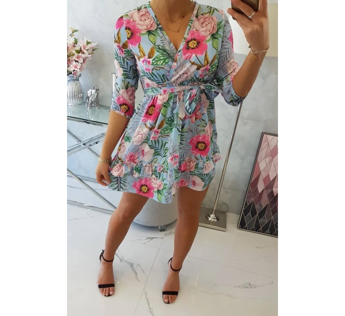 Modré květinové šaty s vázáním v pase Modré květinové šaty s vázáním v pase