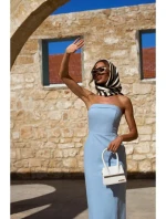 model 20970495 Džínové midi šaty světle modré - Moe