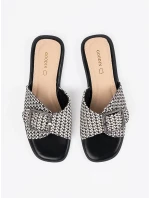 Trendy nazouváky model 21179086 dámské na plochém podpatku - GOODIN