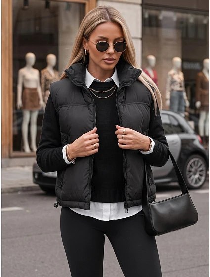 Dámská prošívaná zateplená krátká černá vesta FashionStreet TY5970 Dámská prošívaná zateplená krátká černá vesta FashionStreet TY5970