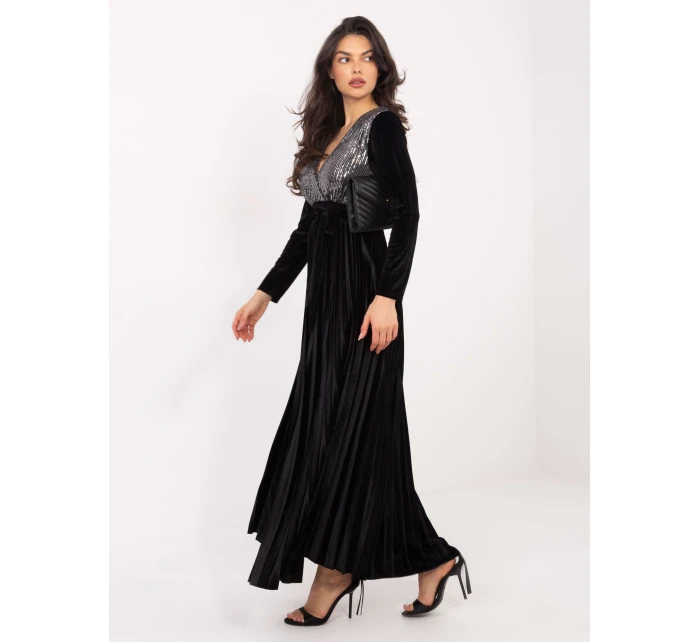 Sukienka IT SK czarno model 21807918 - FPrice Sukienka IT SK czarno model 21807918 - FPrice