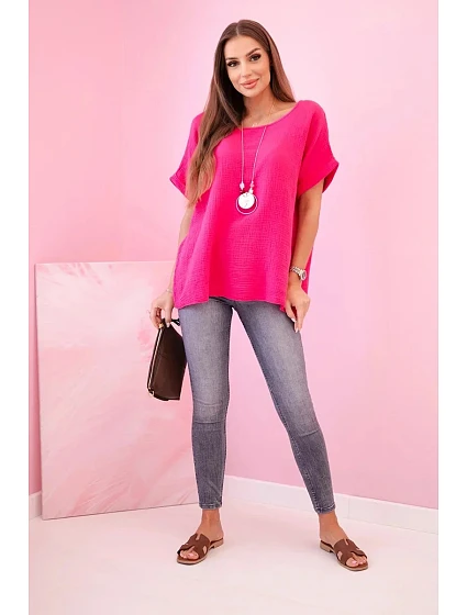 Mušelínová halenka s náhrdelníkem fuchsie