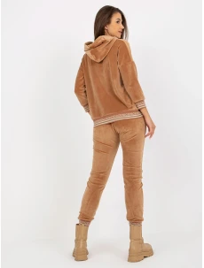 Souprava RV KMPL 8286.40 velbloudů