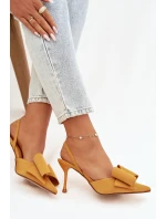 Podpatky s odhalenými a mašlí Žluté model 21915059 - Boto
