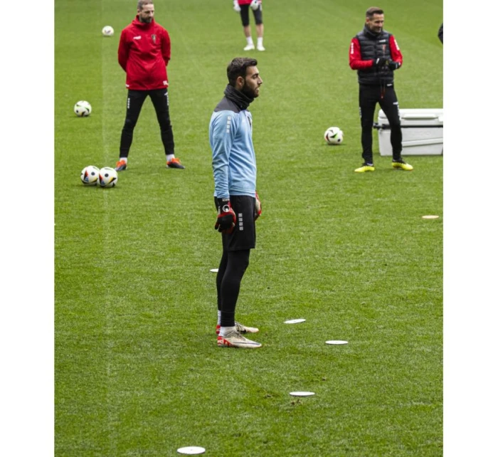 Steelové šipky Target Rob Cross Black Pixel 21g Steelové šipky Target Rob Cross Black Pixel 21g