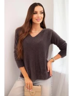 Dámský svetr z měkké pleteniny s V výstřihem hnědý