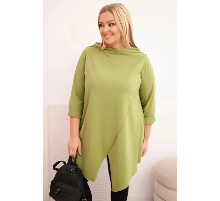 Dámská bavlněná blůza Plus Size asymetrická s ohrnutým rukávem olivová Dámská bavlněná blůza Plus Size asymetrická s ohrnutým rukávem olivová