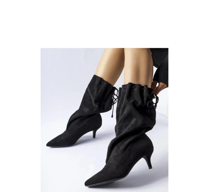 Boty na podpatku model 206501 Solea Boty na podpatku model 206501 Solea