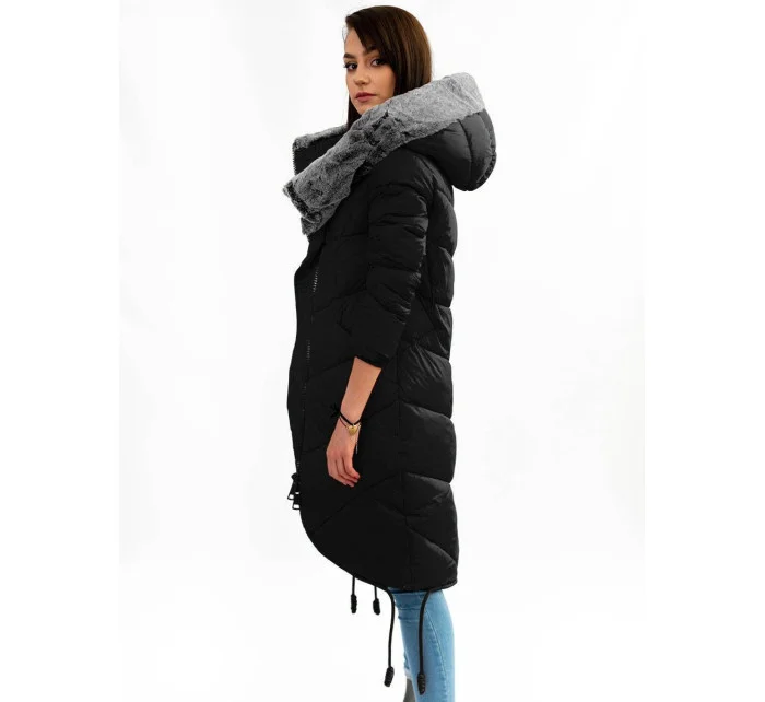 Černá dlouhá zimní bunda s kapucí model 21241716 - Libland Černá dlouhá zimní bunda s kapucí model 21241716 - Libland