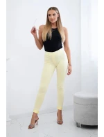Bavlněné kalhoty se zirkony na zadních kapsách žlutý Bavlněné kalhoty se zirkony na zadních kapsách žlutý