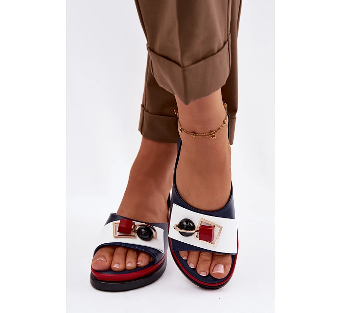 Kožené dámské sandály s ozdobou D&A model 22101325 tmavě modré - S.Barski Kožené dámské sandály s ozdobou D&A model 22101325 tmavě modré - S.Barski