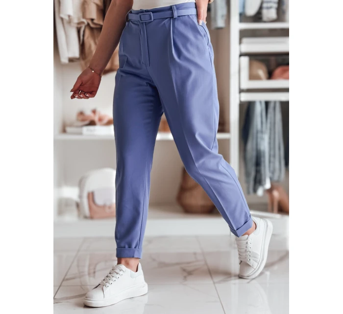 Ležérní dámské plisované kalhoty s páskem PLISSO modrá FashionStreet UY2517 Ležérní dámské plisované kalhoty s páskem PLISSO modrá FashionStreet UY2517