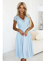 381-8 Éterické šifónové šaty LINDA s krajkovým výstřihem - modré 381-8 Éterické šifónové šaty LINDA s krajkovým výstřihem - modré