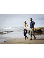 Cutter & Buck Chinos Women Dámské chino kalhoty dark navy model 22471982 Cutter & Buck Chinos Women Dámské chino kalhoty dark navy model 22471982