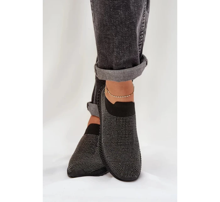 Dámské nazouvací sportovní boty se zdobením – černé