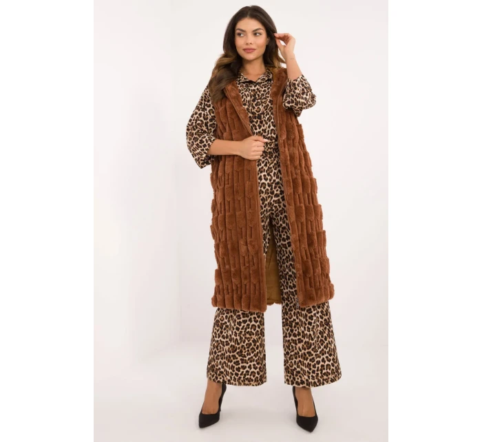 Vesta model 200208 AT Vesta model 200208 AT