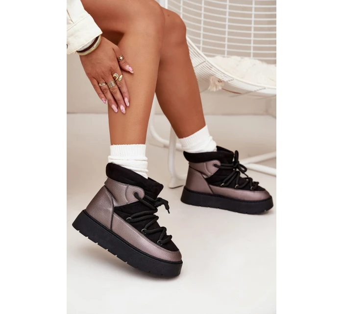 Dámské nízké sněhule s hřejivým kožíškem a silným šněrováním Xarina – černé Dámské nízké sněhule s hřejivým kožíškem a silným šněrováním Xarina – černé