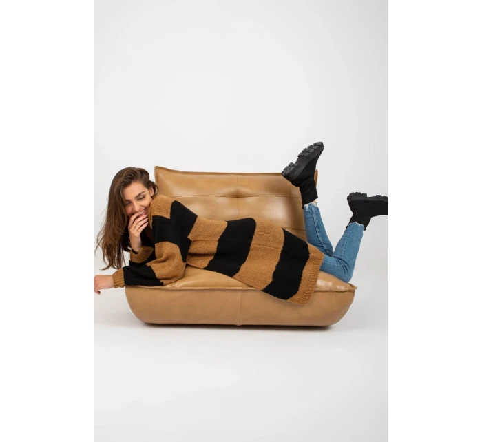 Svetr na zapínání model 170741 Och Bella Svetr na zapínání model 170741 Och Bella