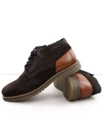Pánské kožené boty model 21906017 z čokoládové semišové kůže - Bugatti