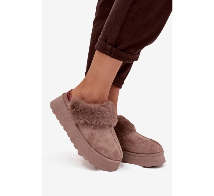 Dámské sněhule na platformě s kožešinou a výšivkou tmavě béžové Querina Dámské sněhule na platformě s kožešinou a výšivkou tmavě béžové Querina