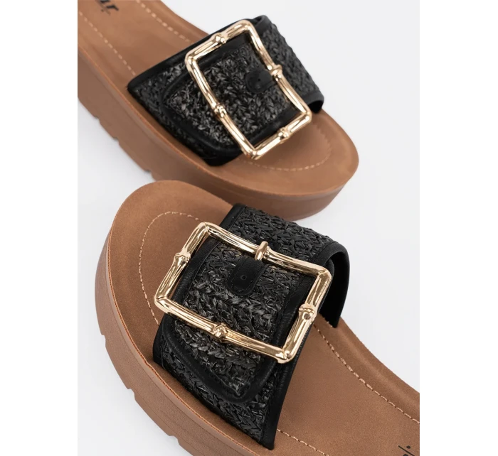 Luxusní  nazouváky černé dámské platforma